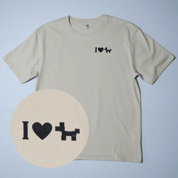 T-Shirt Unisex hell-beige "I Love Dogs" Brust
