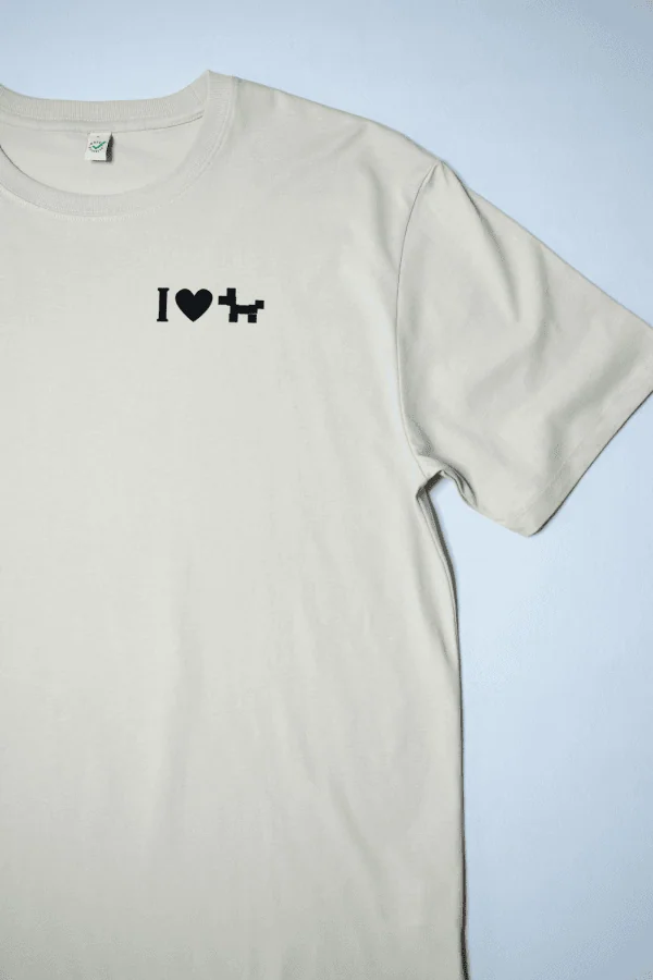 T-Shirt Unisex hell-beige "I Love Dogs" Brust – Bild 4