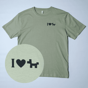 T-Shirt Unisex hell-olive "I Love Dogs" Brust