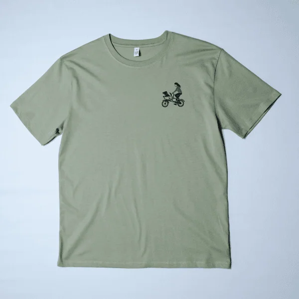 T-Shirt Unisex hell-olive "Hundetaxi" Brust – Bild 3